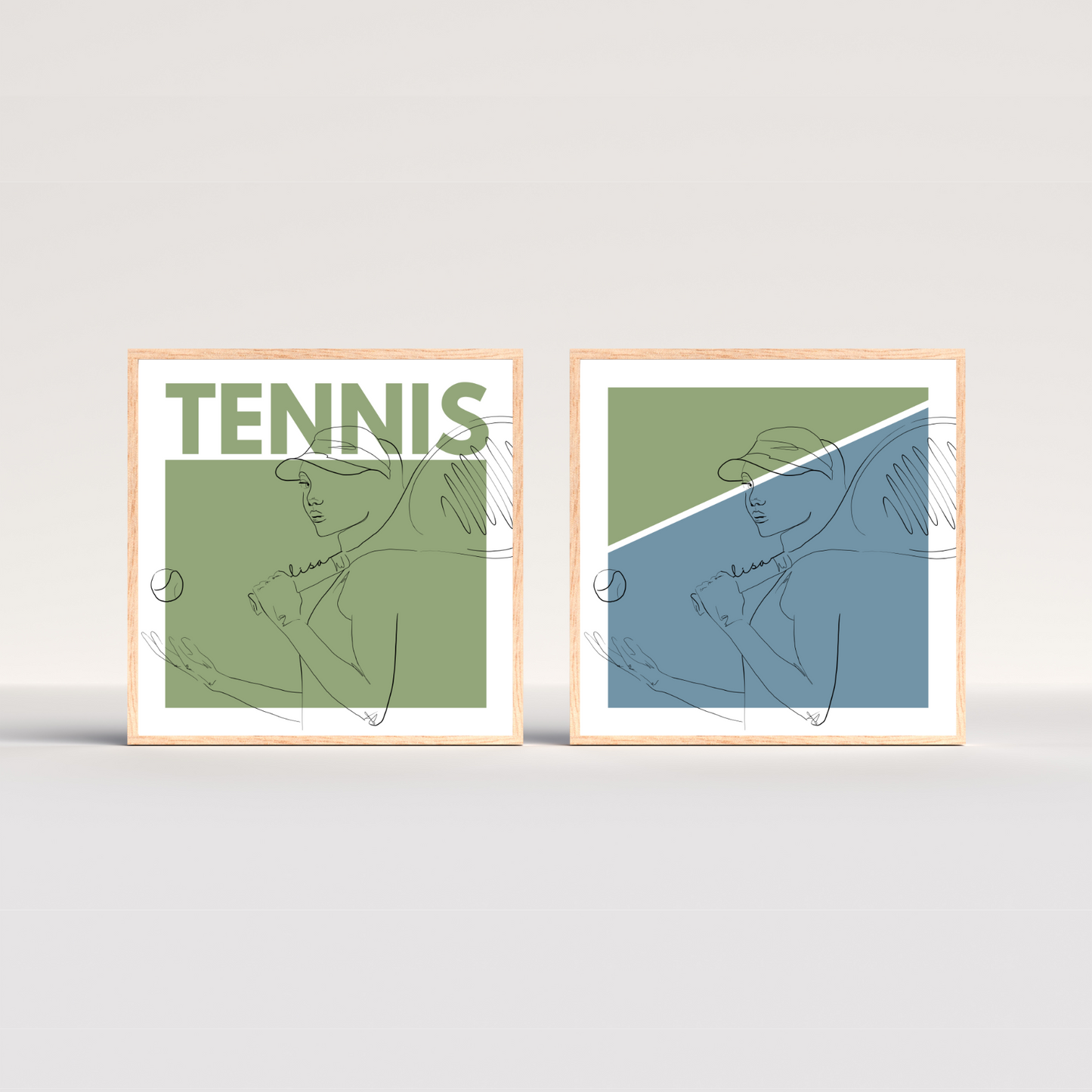 Zwei stilvolle Line-Art-Tennisposter von Sels Studio in Holzrahmen: links mit grünem Hintergrund und dem Schriftzug „TENNIS“, rechts in diagonal geteiltem Grün-Blau mit dem personalisierten Namen „Lisa“ auf dem Schläger – modernes Sportdesign mit persönlicher Note.
