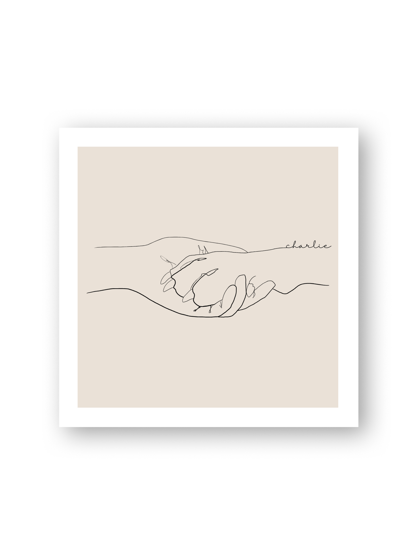 Poster „Pfötchen“ von Sels Studio – Hundepfote in Hand auf beigem Hintergrund, personalisierbares Tiermotiv für emotionale Anlässe