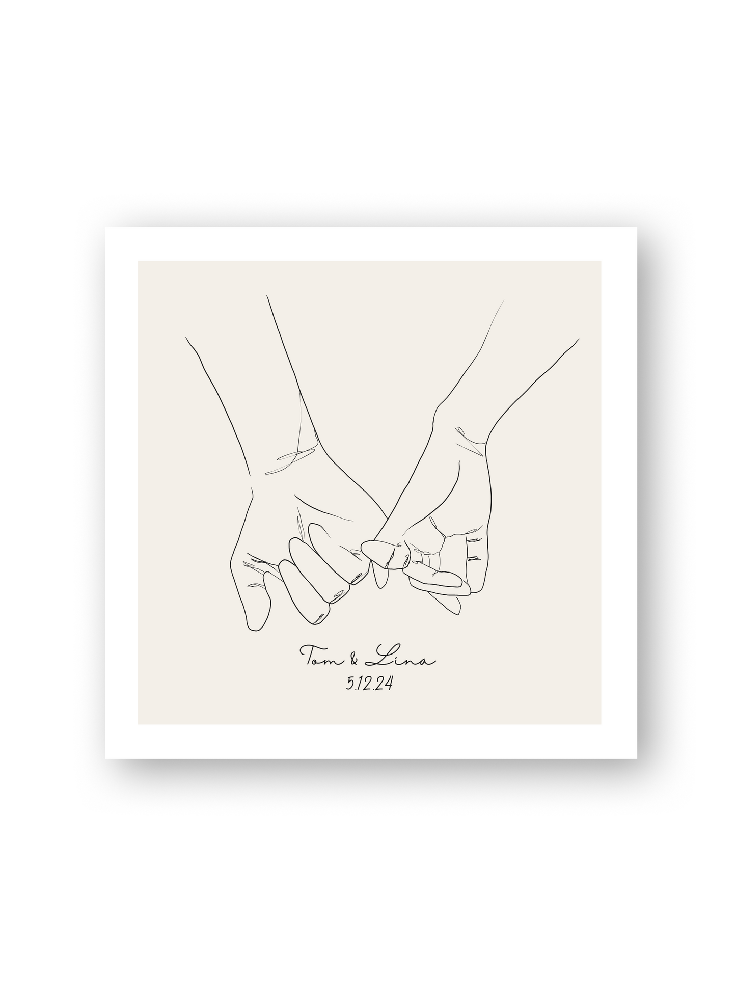 „Pinky Promise“ Poster von Sels Studio – personalisierbare Line Art Zeichnung von zwei Händen mit verbundenen kleinen Fingern, auf hellbeigem Hintergrund