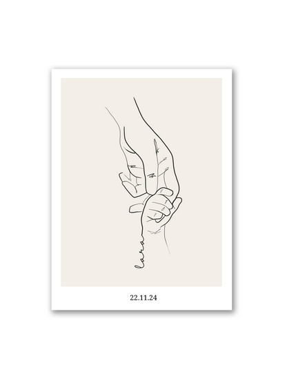 Line Art Poster „Bambino“ – Babyhand hält Finger eines Elternteils auf hellbeigem Hintergrund, personalisierbar mit Namen und Datum, emotionales Geschenk zur Geburt
