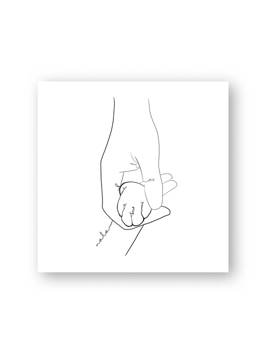 Personalisierbares Poster Pati von Sels Studio auf weißem Hintergrund. Zarte Line-Art-Zeichnung zeigt eine Katzenpfote, die liebevoll eine menschliche Hand berührt – ein Symbol für die besondere Verbindung zwischen Mensch und Tier.