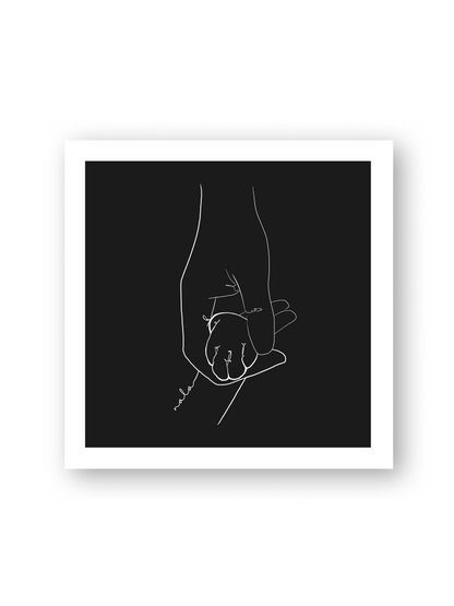 Poster „Pati“ – Line Art einer Katzenpfote in einer Hand auf schwarzem Hintergrund, individualisierbar mit Namen, perfektes Geschenk für Katzenbesitzer:innen